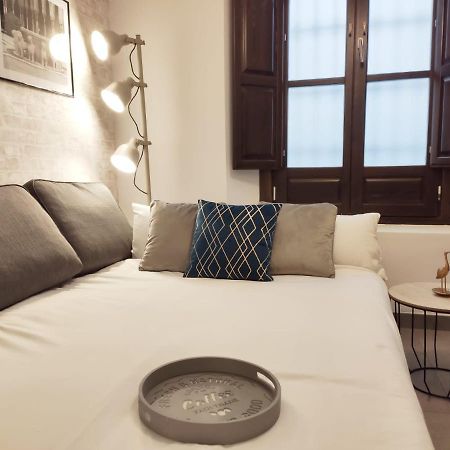 Cozy Flat Granada Cathedral Apartment Bagian luar foto